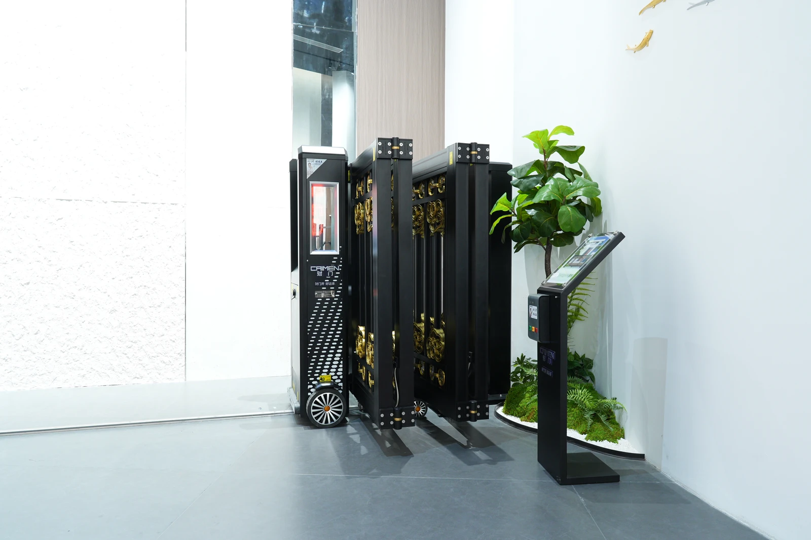 CAIMEN bi-folding gate panels compacted beside the opening.